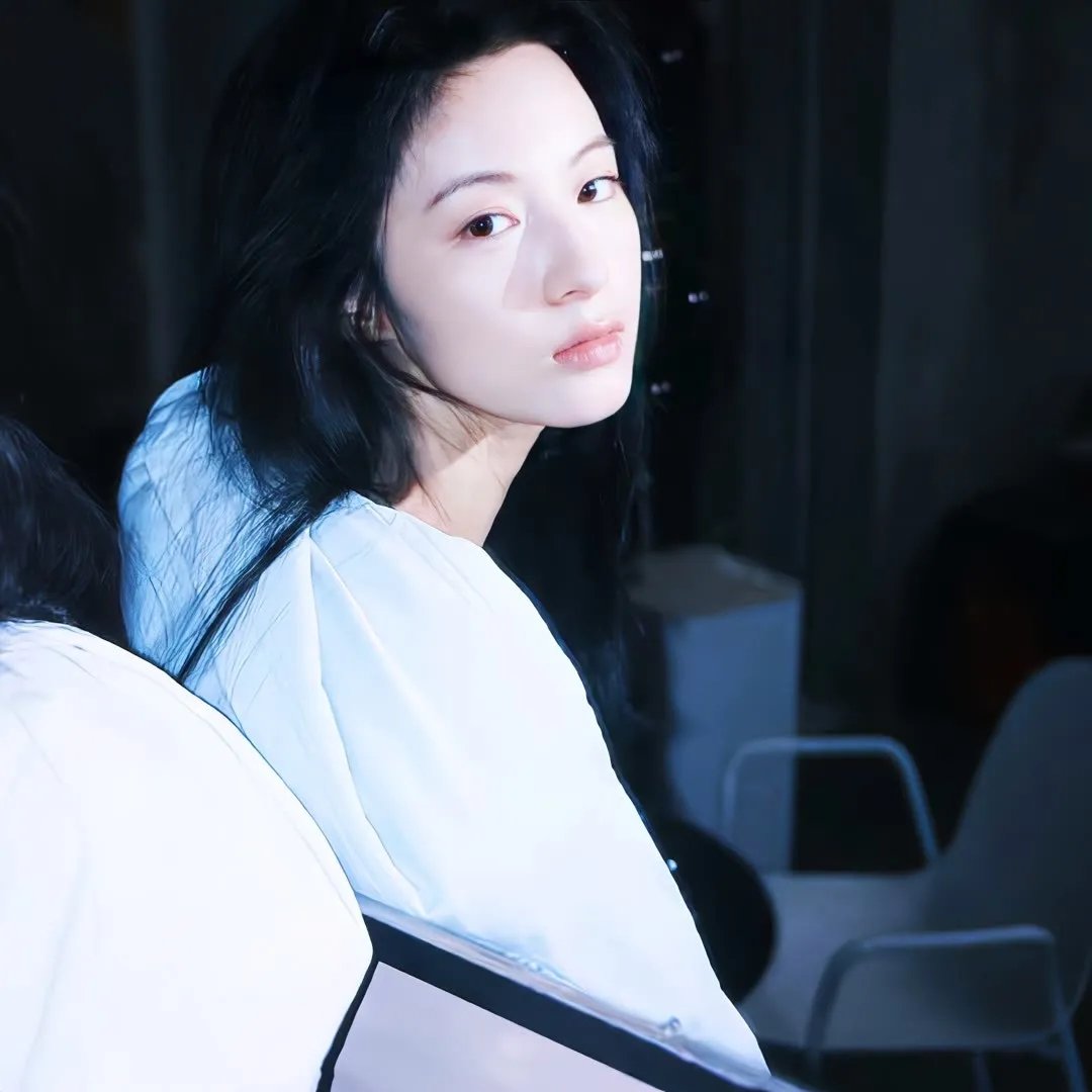 天上掉下个玄学小仙妻